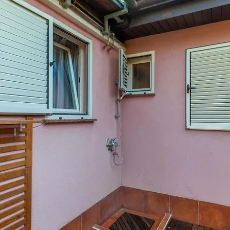 Vila Nina Mit Whirpool By Guide *