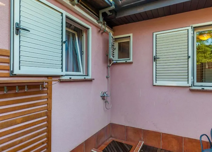 Vila Nina Mit Whirpool By Guide *