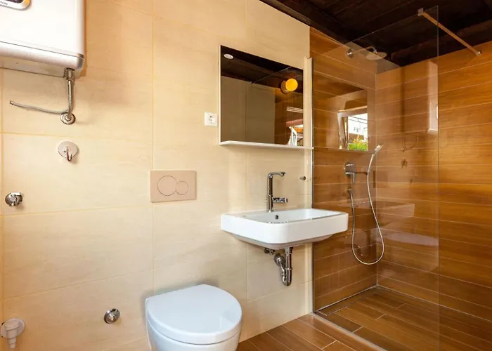 Villa Nina Mit Whirpool By Guide *