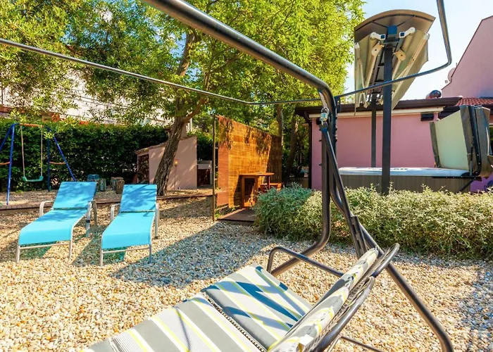 Villa Nina Mit Whirpool By Guide